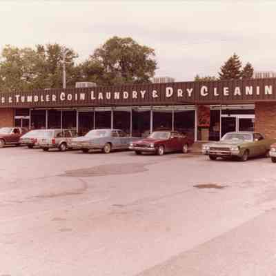 3680 Elizabeth - Tubs & Tumbler Coin Laundry & Dry Cleaning