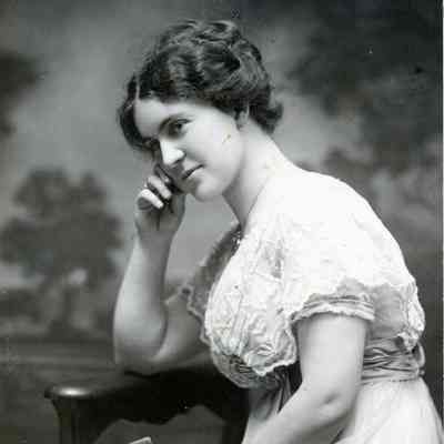 Alice Carpenter Parre. Emma Carpenter's sister and mother of Irene Janet Parre.