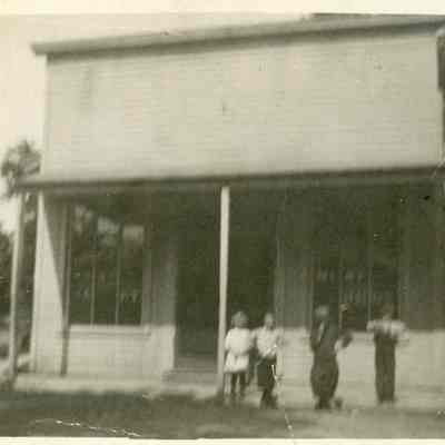 3632 Monroe - Hoops Meat Market