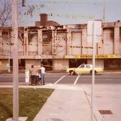35210-35164 Michigan - Schafer Building after April 1985 fire