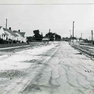 Avondale Sub. Winifred looking North at Tracks