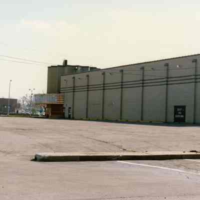 35310 Michigan - Exterior of State Theatre