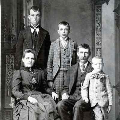 Photo from the Pettingill's family album.