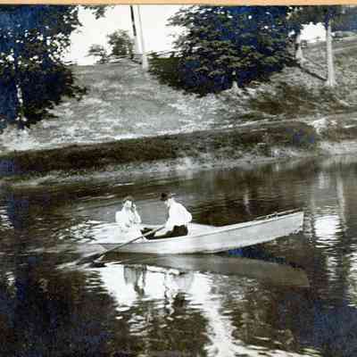 Mamie Chaffee and Bradt Warner