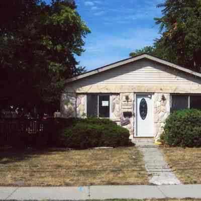 4860 Howe