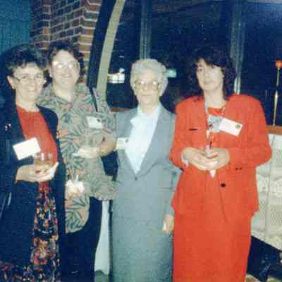 Doris Nall, unknown, Hazel Roland, Linda Gross