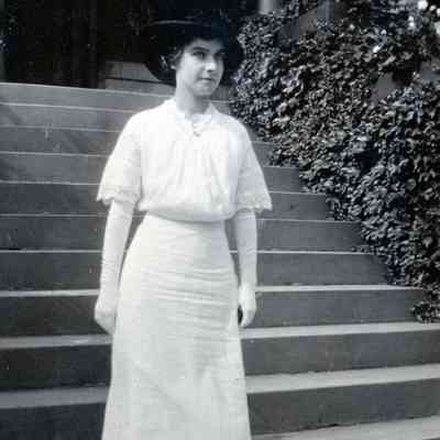 Annabell at Eloise off of Michigan Ave on Aug. 22, 1914.