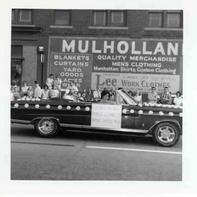 Homecoming Parade 1967 - Homecoming Prince and Princess
