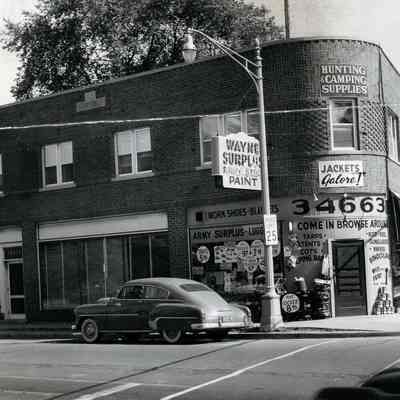 34663 Michigan - Wayne Surplus and Paint