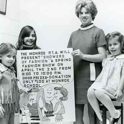 Monroe School PTA 1971 fashion Show