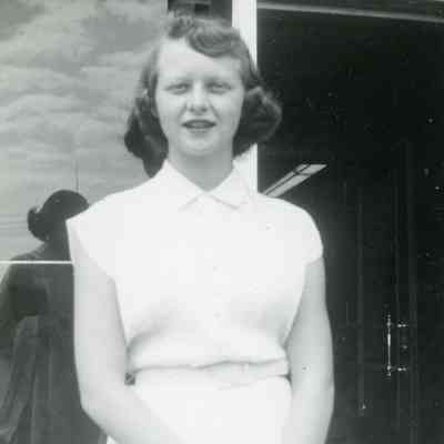Marilyn Anderson '52'