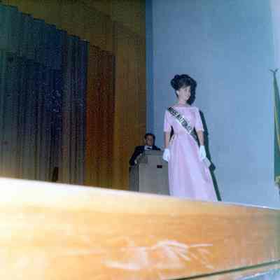 Miss Wayne 1965 Prior to Winning