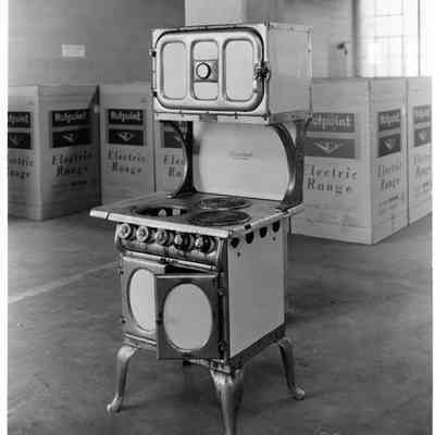 Stove from home of Mrs. Estelle Bunting of Wayne. One of first electric stoves.