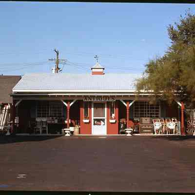 4932 S. Wayne Road - O'Kray Antiques