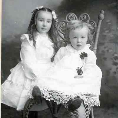 Leah Mildred Potter at 3 years old and Harold Lesley Potter at 22 months.