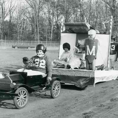 Midget football team parade float 1966