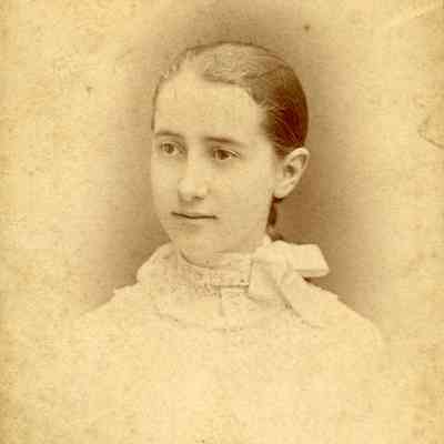 Isabelle Hosie, later Mrs. Mckay