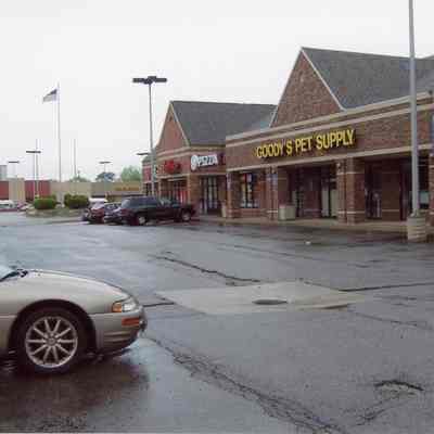 35346 Michigan EB - Shopping Plaza
