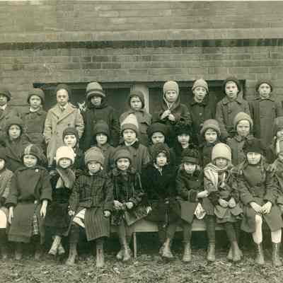 3rd Grade of Roosevelt School in 1921