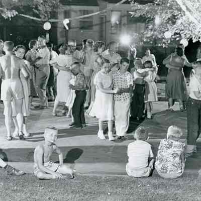 1953 - Dancing in the street