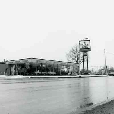 3939 S. Wayne Road - - Dietrich Buick