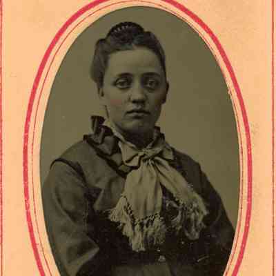 Emma Ditsch