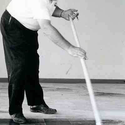 Robert Hutcherson mopping. Picture taken by Lothar E. Konietzko for the Wayne Eagle on Sep 17, 1962.