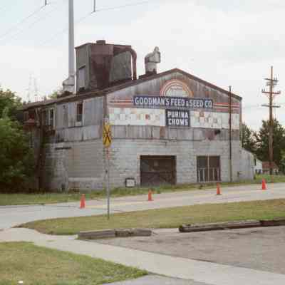 34657 Brush - Goodman Feed and Seed Co.