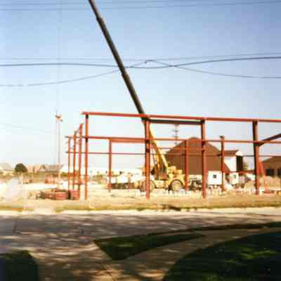Building of temporary fire station at 35200 Forest St. in Wayne, MI on 10/01/2001.