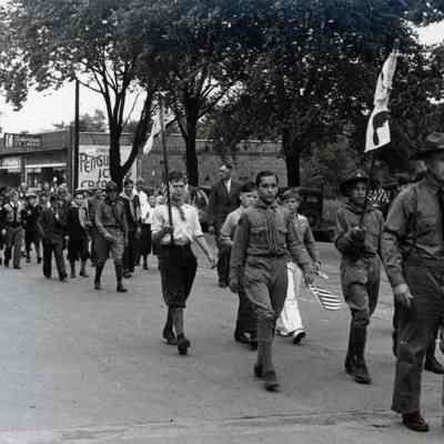 Boy Scouts. 35634 - 35622 Michigan in background (Brick storefronts)