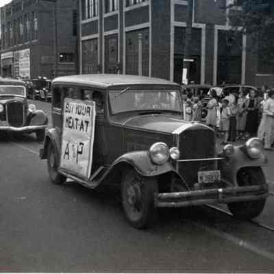 A&P float. Michigan Avenue at Biddle