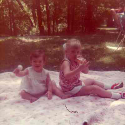 Carla and Sharon Grace in August 1972.