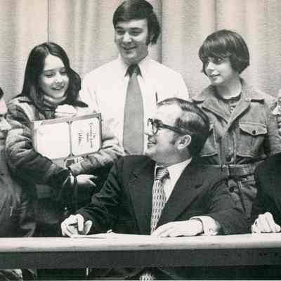 Congressman Bill Ford visits Students 1972