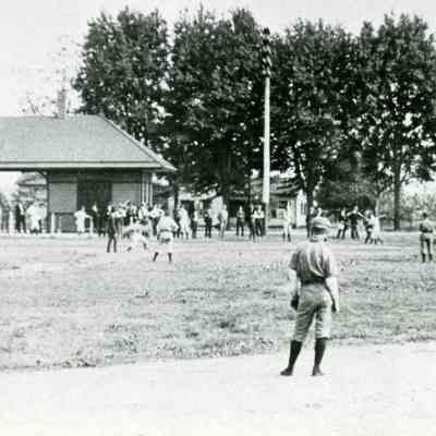 Wayne Stars Baseball Team in front of Michigan Central Depot
