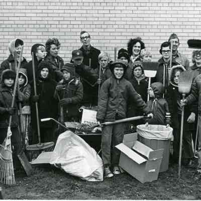 Pack 247. 1971