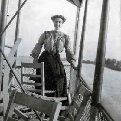 Eva Gertrude Vallance known as Gertrude. Married on Nov 4, 1907 to William Edgar Smith from England.