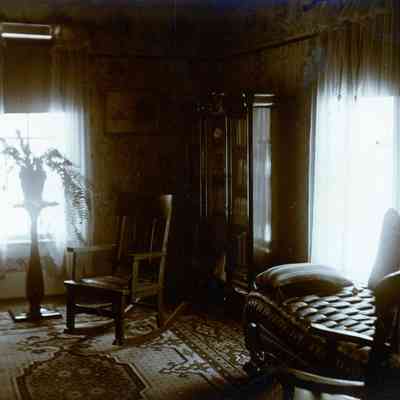 Brent Warner's front room in Dec. 3 1907.