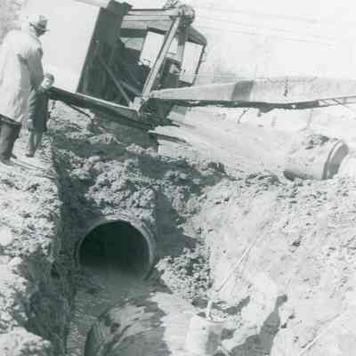 Relaying 48" of Sewer Pipe on Hannan Rd
