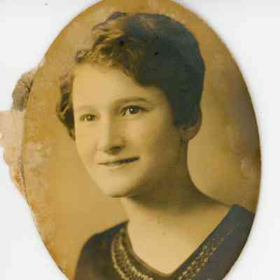 Vera Lucas graduated Wayne High in 1928. She becomes a Mrs. Secy.