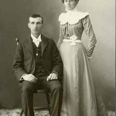 Net and May Gunnell in their wedding clothes.