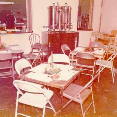 Tea and cookies served to customers in the kitchen area. This photo was taken by Jim Attwood.