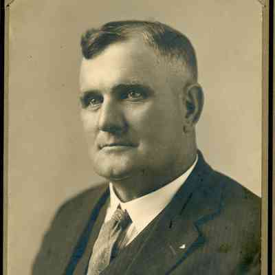 Patrick McConologue of Wayne, MI was the Superintendent of Construction of the Wayne County Roads.