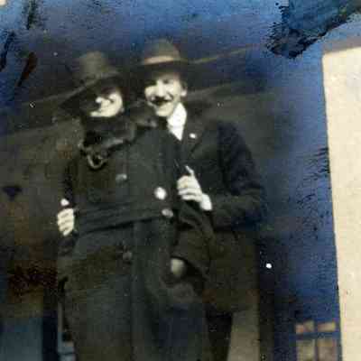 Ve and Mart on March 3, 1918.