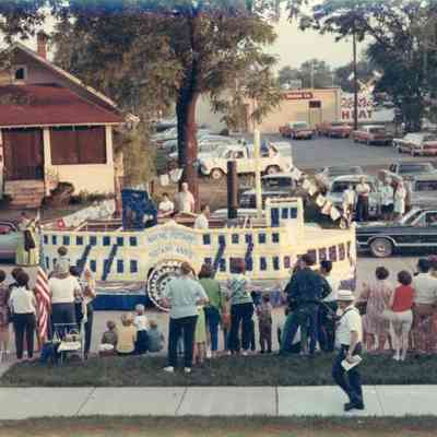 Rotary Float
