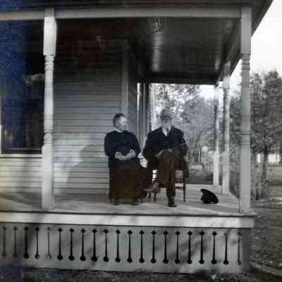 Mr. and Mrs. Curtis Brace on December of 1913.