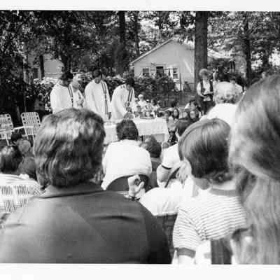 Mass in the Park