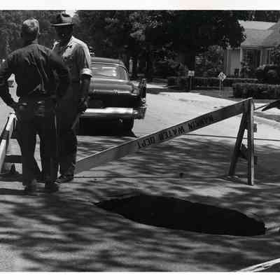 Glenwood Road sewer cave in on August of 1960