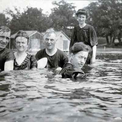Vivian Vallance, Mrs. Sleeper, William Smith, Florence Egler, Gertrude Vallance