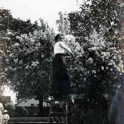 Ellen Martin in May of 1914.