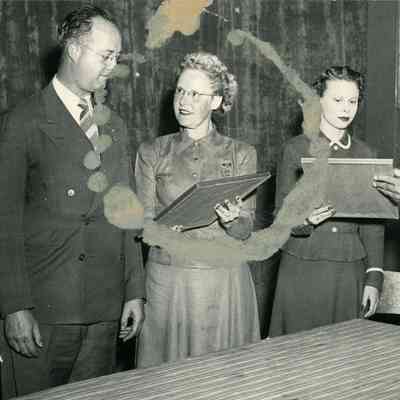 Lois Hisey in the center when the Wayne Dispatch took over in 1928.